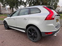 Volvo xc60 3.0 t6 awd momentum automaat; 67-hrp-1 - afbeelding 4 van  17