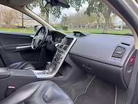 Volvo xc60 3.0 t6 awd momentum automaat; 67-hrp-1 - afbeelding 5 van  17