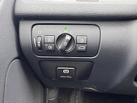 Volvo xc60 3.0 t6 awd momentum automaat; 67-hrp-1 - afbeelding 8 van  17