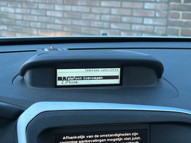 Volvo xc60 3.0 t6 awd r-design 2010 | 55-nhg-1 i - afbeelding 15 van  37