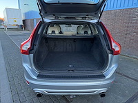 Volvo xc60 3.0 t6 awd r-design 2010 | 55-nhg-1 i - afbeelding 20 van  37