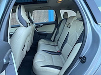 Volvo xc60 3.0 t6 awd r-design 2010 | 55-nhg-1 i - afbeelding 22 van  37