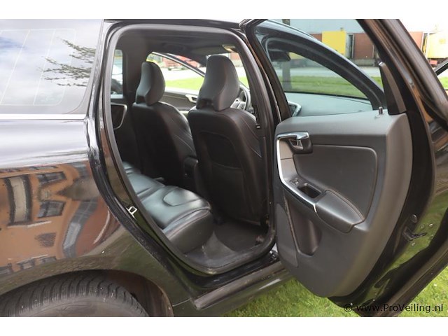 Volvo xc60 stationwagen | benzine | bwjr. 2017 | kenteken: pb-395-z - afbeelding 19 van  34
