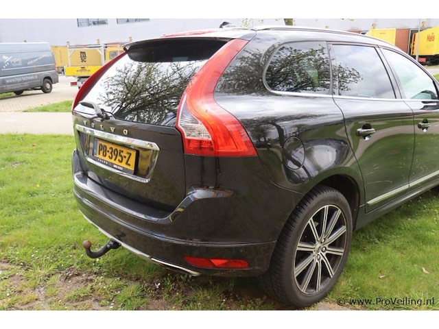 Volvo xc60 stationwagen | benzine | bwjr. 2017 | kenteken: pb-395-z - afbeelding 32 van  34