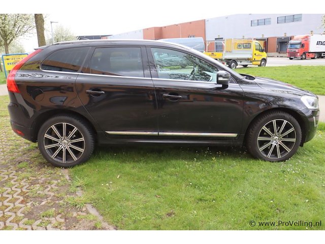 Volvo xc60 stationwagen | benzine | bwjr. 2017 | kenteken: pb-395-z - afbeelding 33 van  34