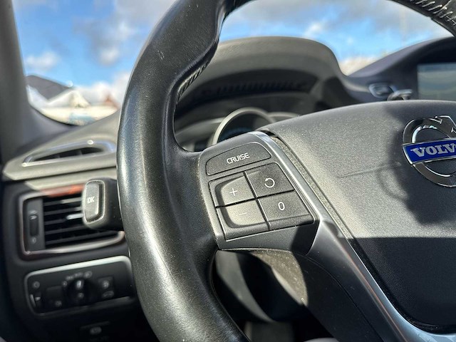 Volvo xc70 2.0 d4 fwd nordic+ 2014 | 6-xjr-85 - afbeelding 8 van  24