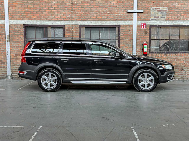 Volvo xc70 2.4 d5 summum 185pk 2009, pd-287-r youngtimer - afbeelding 28 van  34