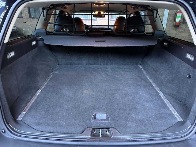 Volvo xc70 2.4 d5 summum 185pk 2009, pd-287-r youngtimer - afbeelding 24 van  37
