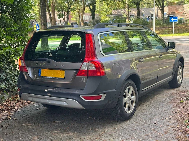Volvo xc70 2.4 d5 summum, 33-zg-dr - afbeelding 1 van  14