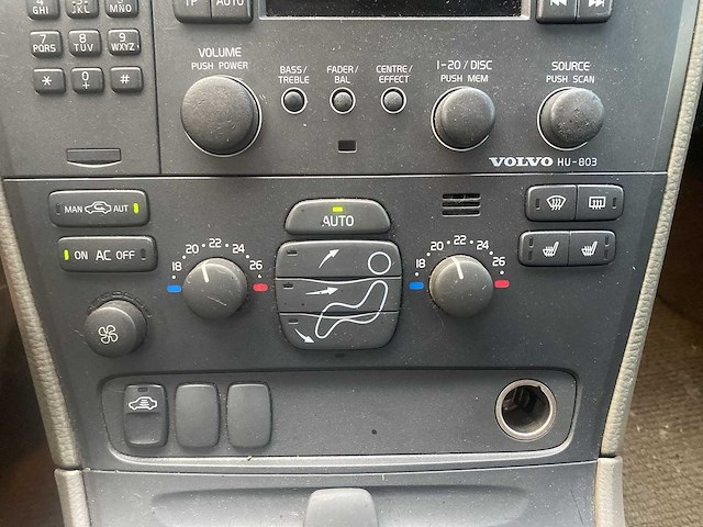 Volvo xc70 2.5 t geartronic comfort line 2002 | 76-ld-bn i - afbeelding 14 van  31