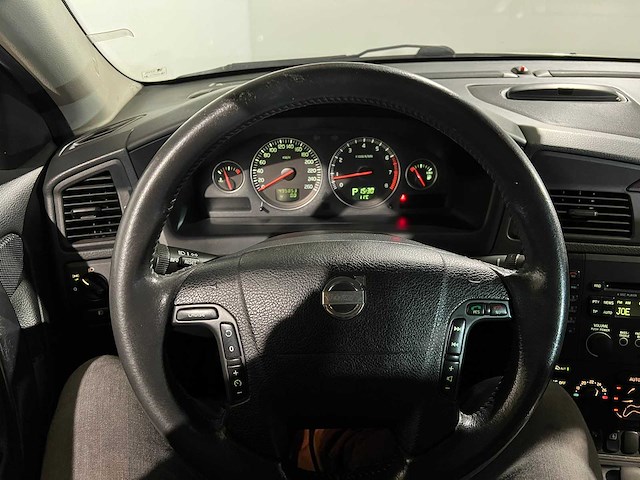 Volvo xc70 2.5 t gtr.comfort l, 12-lr-jf - afbeelding 2 van  13