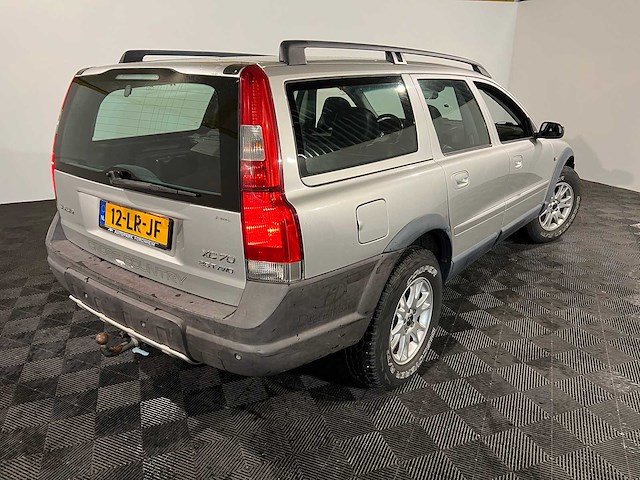 Volvo xc70 2.5 t gtr.comfort l, 12-lr-jf - afbeelding 9 van  13