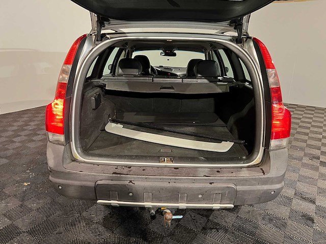 Volvo xc70 2.5 t gtr.comfort l, 12-lr-jf - afbeelding 8 van  13