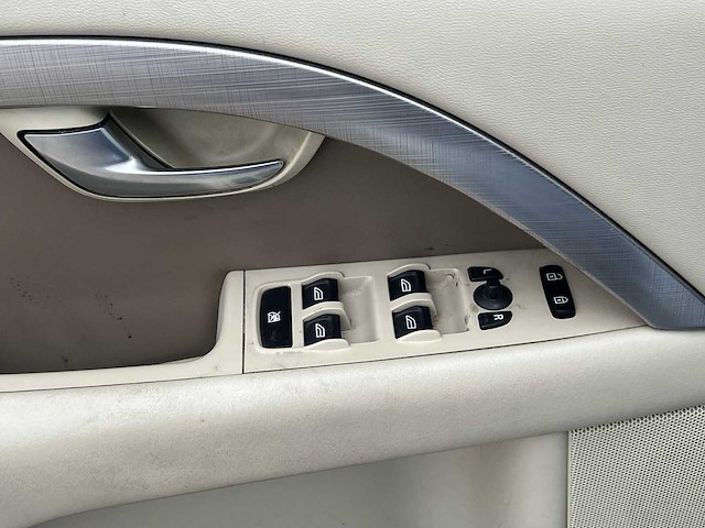 Volvo xc70 3.2 nordic 2008 | youngtimer | 18-zg-jt - afbeelding 15 van  34