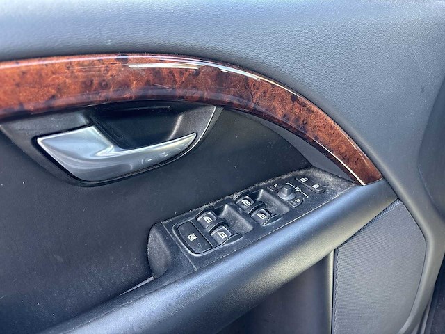 Volvo xc70 3.2 summum 2008 | 39-gvb-9 i - afbeelding 5 van  28