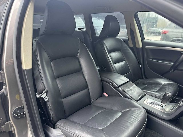 Volvo xc70 3.2 summum 4wd automatic | 03-01-45 i - afbeelding 2 van  21