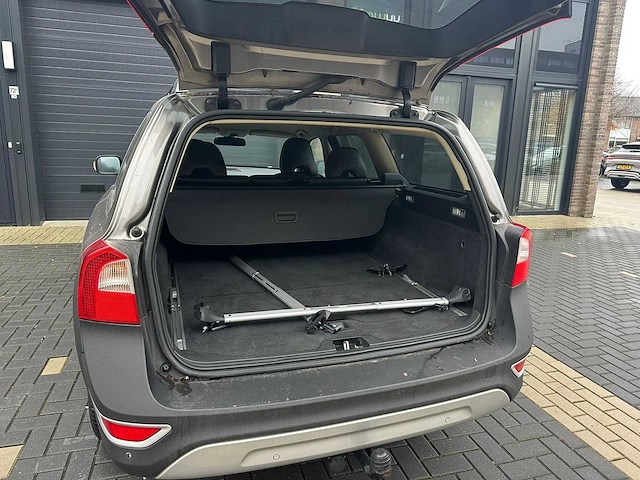 Volvo xc70 3.2 summum 4wd automatic | 03-01-45 i - afbeelding 8 van  21