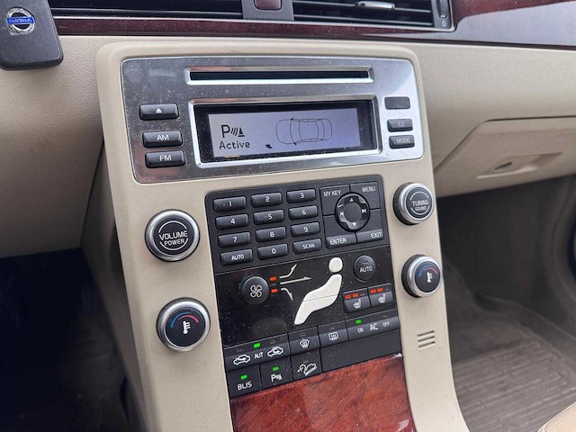 Volvo xc70 3.2 summum automaat; 49-jvs-9 - afbeelding 10 van  22