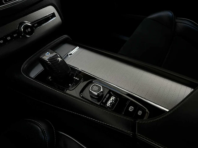 Volvo xc90 2.0 b5 awd inscription 235pk 2020 (origineel-nl) 7-persoons, h-655-hp - afbeelding 25 van  57