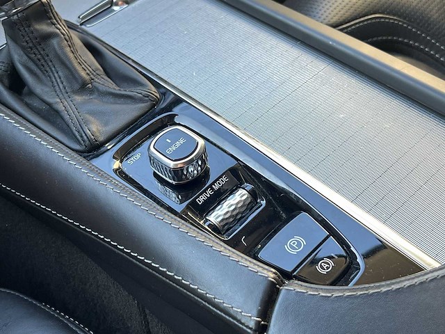 Volvo xc90 2.0 d4 inscription 2017 | nl-879-g - afbeelding 30 van  46