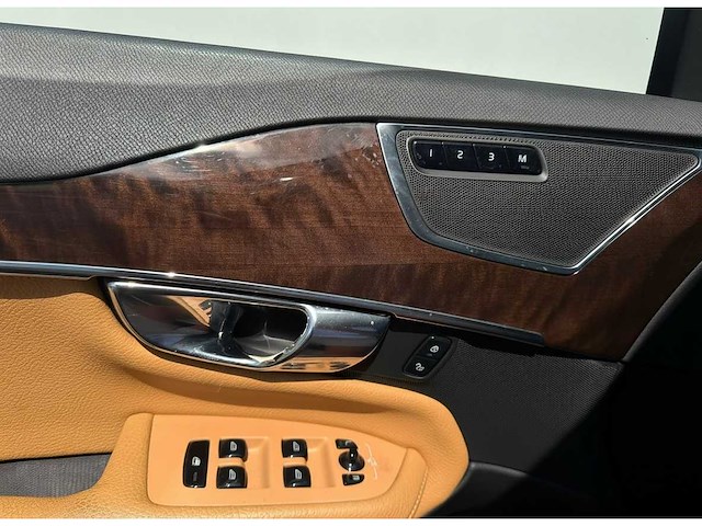 Volvo xc90 2.0 d5 awd momentum | l-124-pd i - afbeelding 9 van  18