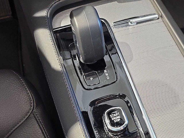 Volvo xc90 2.0 t8 awd core bright 2024 | jhj-08-b i - afbeelding 16 van  27