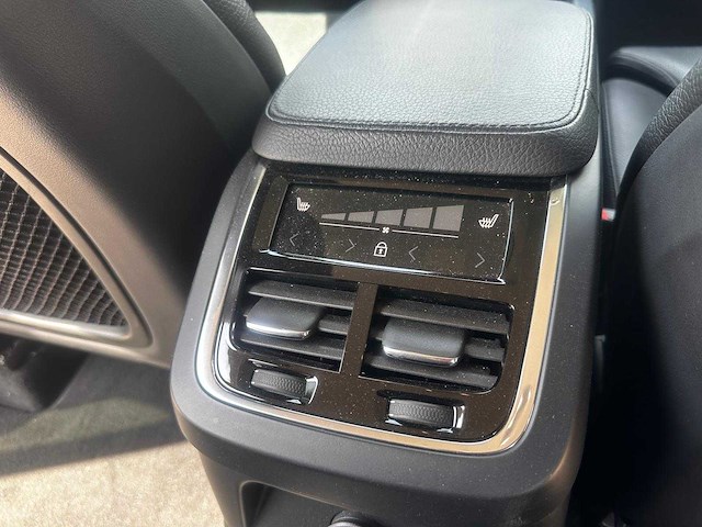 Volvo xc90 2.0 t8 recharge awd inscription expression automaat* n-300-xt - afbeelding 5 van  23