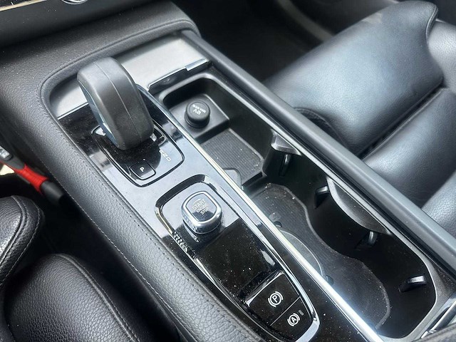 Volvo xc90 2.0 t8 recharge awd inscription expression automaat* n-300-xt - afbeelding 16 van  23