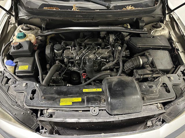 Volvo xc90 2.4 d5 executive 38-th-pb - afbeelding 11 van  20