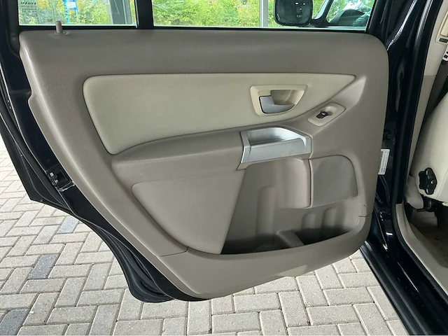 Volvo xc90 2.4 d5 ocean race | 7-persoons | automaat | awd | 185 pk - afbeelding 24 van  31