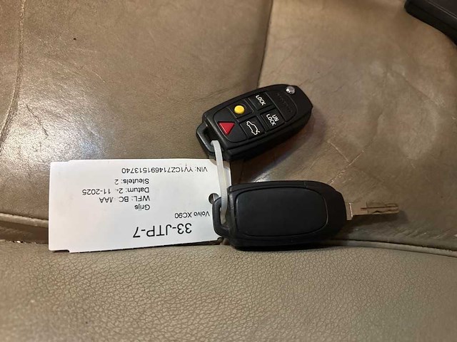 Volvo xc90 2.4 d5 summum 7p. | youngtimer | 33-jtp-7 - afbeelding 5 van  17