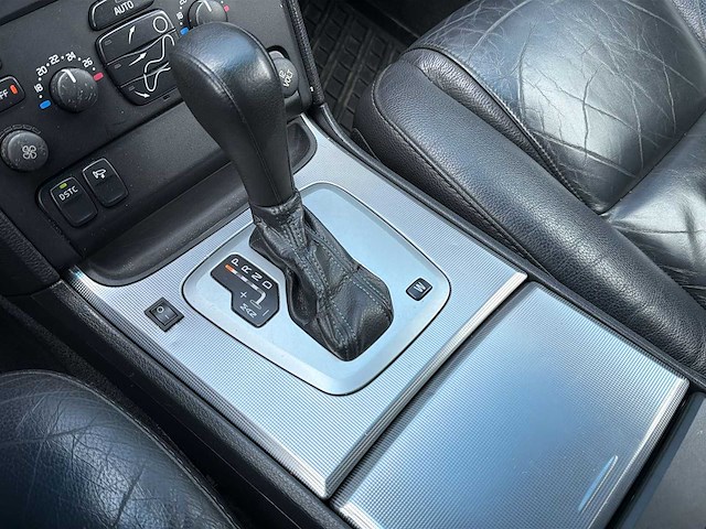 Volvo xc90 2.5 t exclusive 7 seats | 88-pt-pb i - afbeelding 4 van  35