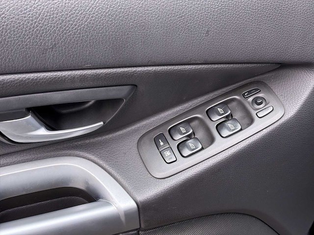 Volvo xc90 2.5 t exclusive 7 seats | 88-pt-pb i - afbeelding 13 van  35