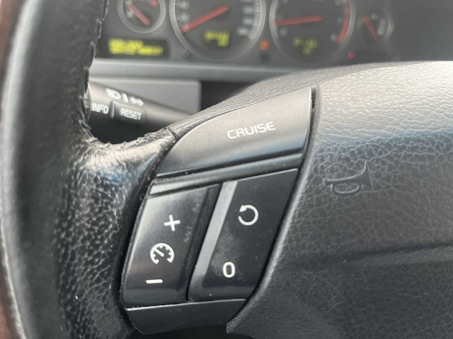 Volvo xc90 2.5 t summum 7 persoons | 21-sh-zj i - afbeelding 8 van  25