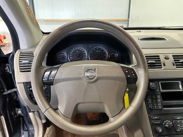 Volvo xc90 2.5 t summum 7 persoons 91-rg-nf - afbeelding 4 van  18