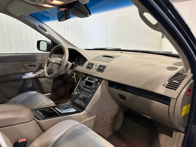 Volvo xc90 2.5 t summum 7 persoons 91-rg-nf - afbeelding 3 van  18