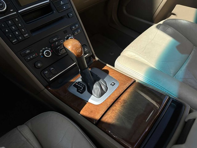 Volvo xc90 4.4 v8 awd summum 315pk 2007 - afbeelding 19 van  52