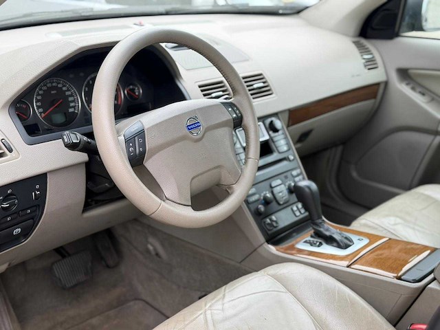 Volvo xc90 4.4 v8 summum 2005 71-rk-gr - afbeelding 2 van  24