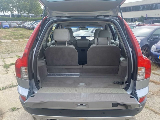 Volvo xc90 4.4 v8 summum 7p | 68-jbx-6 i - afbeelding 20 van  35