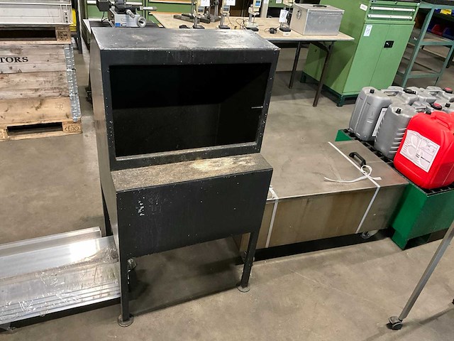 Vonk opvangkast - afbeelding 1 van  3