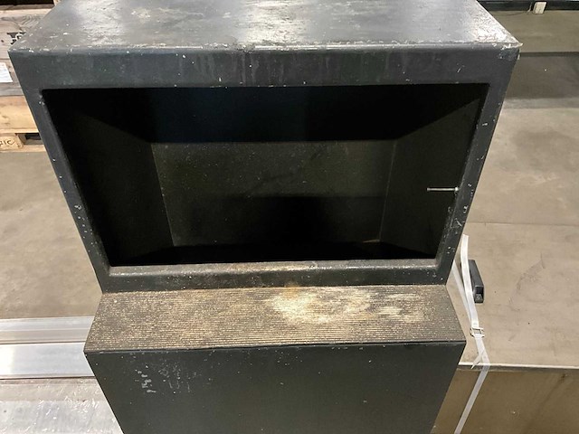 Vonk opvangkast - afbeelding 3 van  3