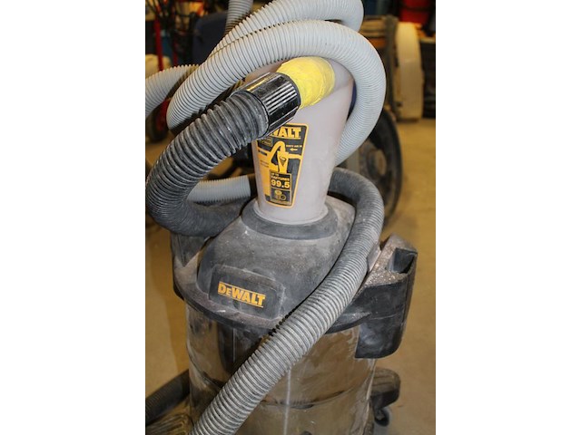 Voorafscheider dewalt dxvcs003 38l. - afbeelding 3 van  4