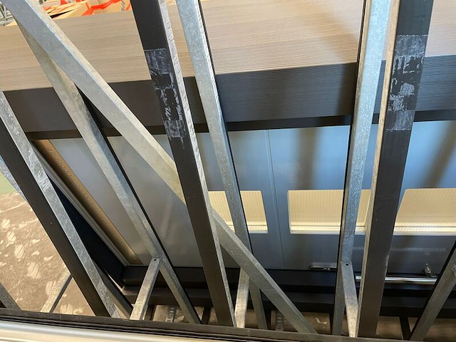 Voordeur kozijn kömmerling, 9001 hoogglaswit - afbeelding 2 van  3