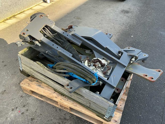 Voorladersteunen valtra n134 - afbeelding 2 van  7