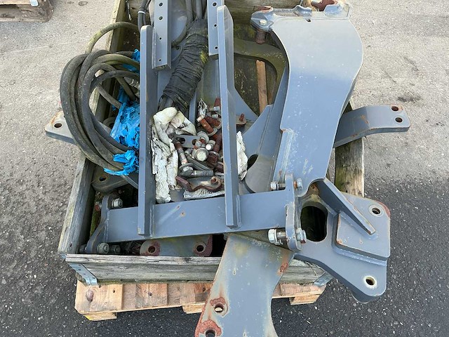 Voorladersteunen valtra n134 - afbeelding 3 van  7