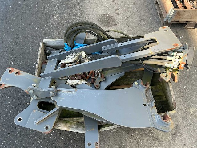 Voorladersteunen valtra n134 - afbeelding 4 van  7