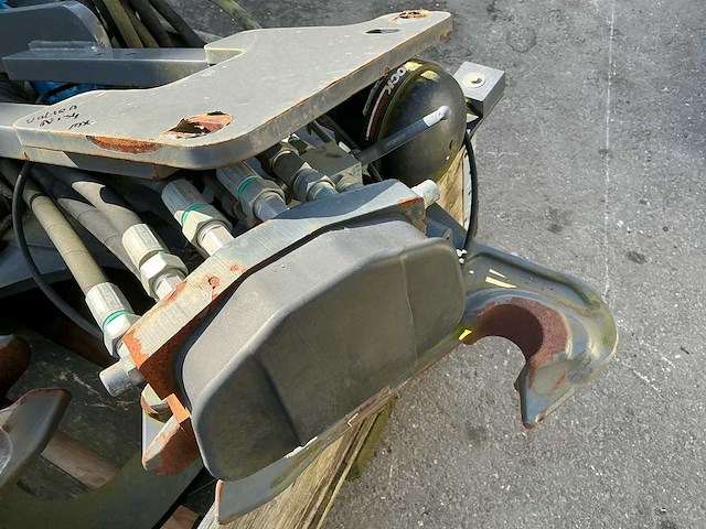 Voorladersteunen valtra n134 - afbeelding 6 van  7