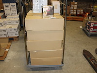 Voorraad- / noot-blikken duyvis. 60 stuks in 5 dozen. - afbeelding 1 van  3