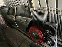 Voorraad auto-onderdelen o.a. carrosserie, interieur, velgen van mg, mini - afbeelding 4 van  41