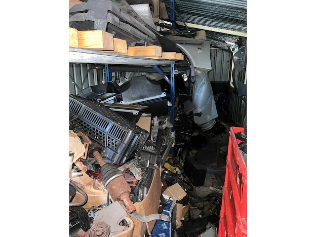 Voorraad auto-onderdelen o.a. carrosserie, interieur, velgen van mg, mini - afbeelding 20 van  41